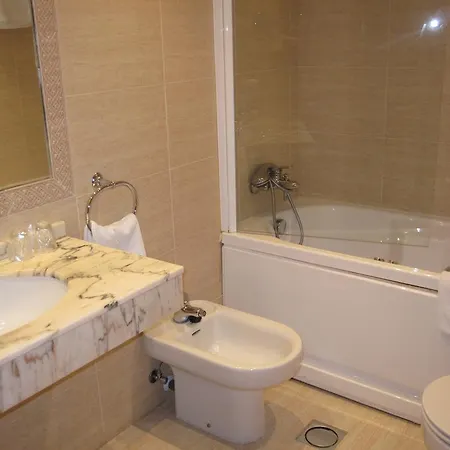 Hotel Abadia Camino Santiago 3*