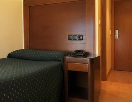 Abadia Camino Santiago 호텔 3*