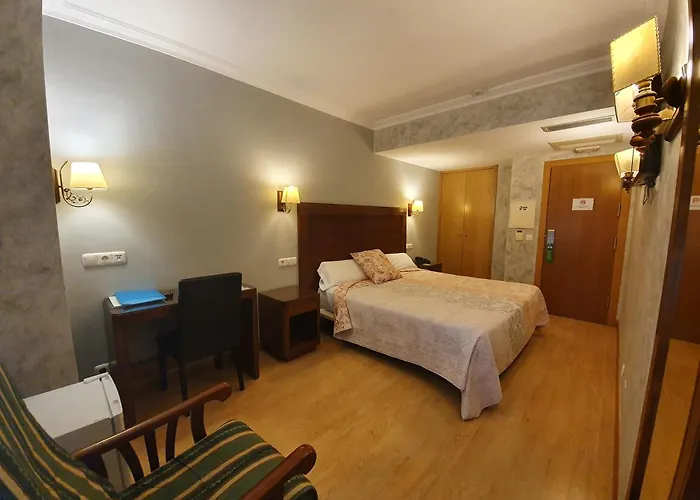 Hotel Abadía Camino Santiago