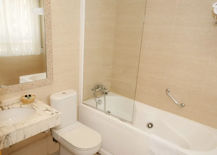 Abadia Camino Santiago Hotel