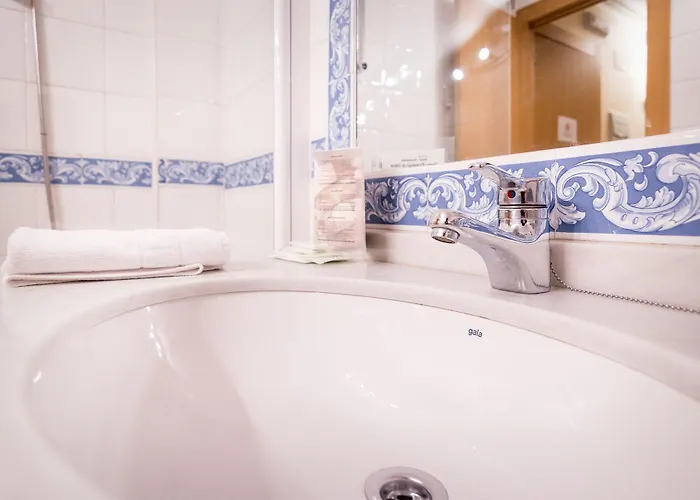 Abadia Camino Santiago Hotel