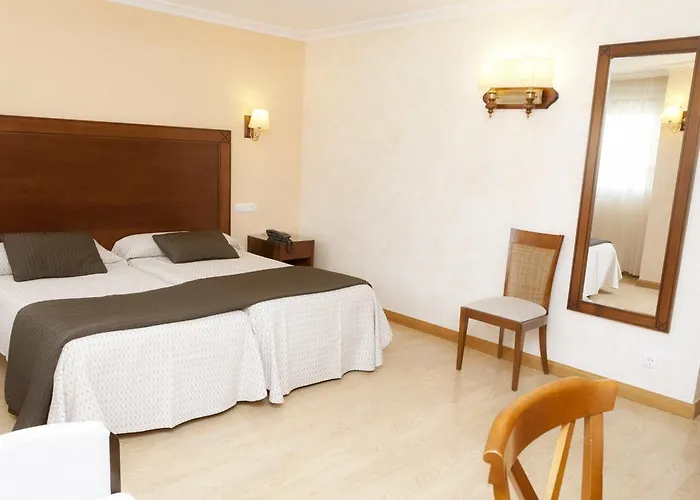 Hotell Abadia Camino Santiago Burgo